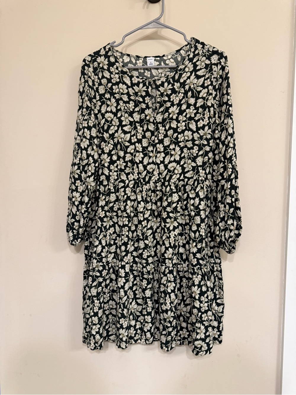 Old Navy Green Dress with White Floral Print — Long Sleeve Tiered